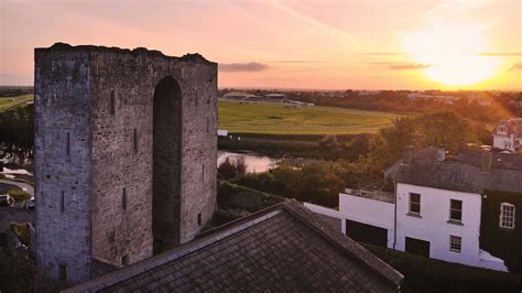 14:35 Listowel (IRE) 19 Sep 2022 .